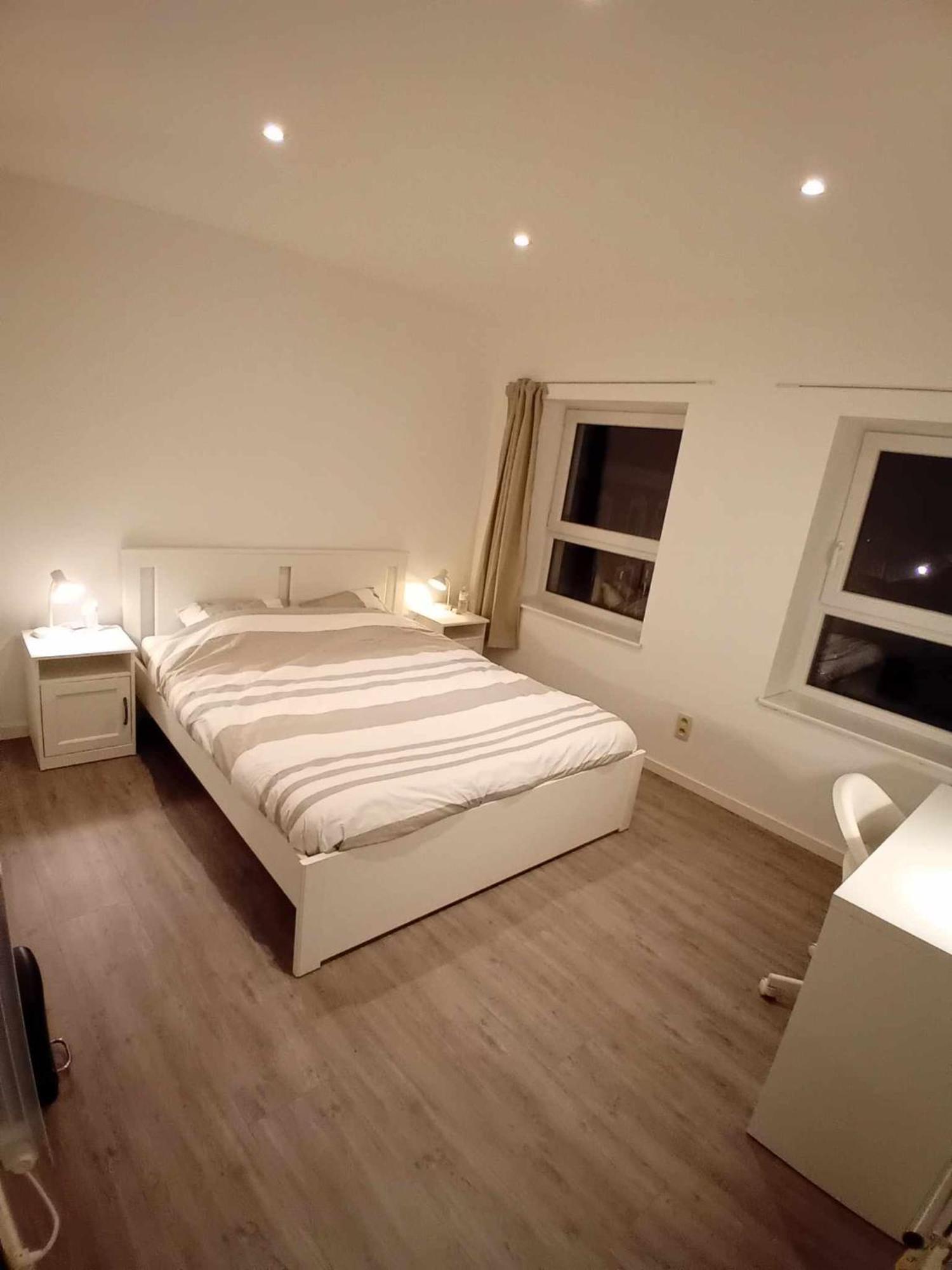 Leuze Escale Hotel ภายนอก รูปภาพ